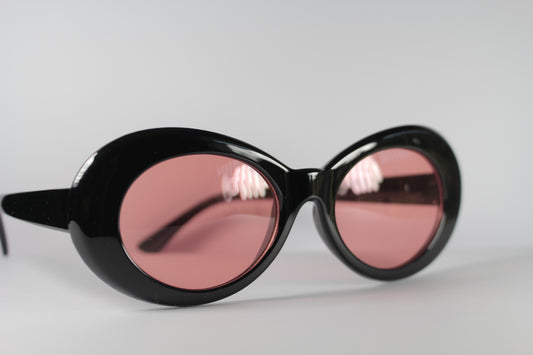 Pinky Black 40's