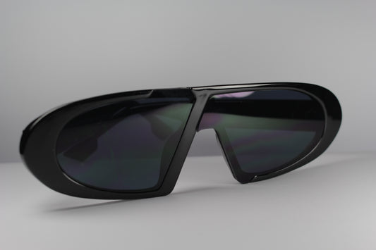 Black Oval ZigZag