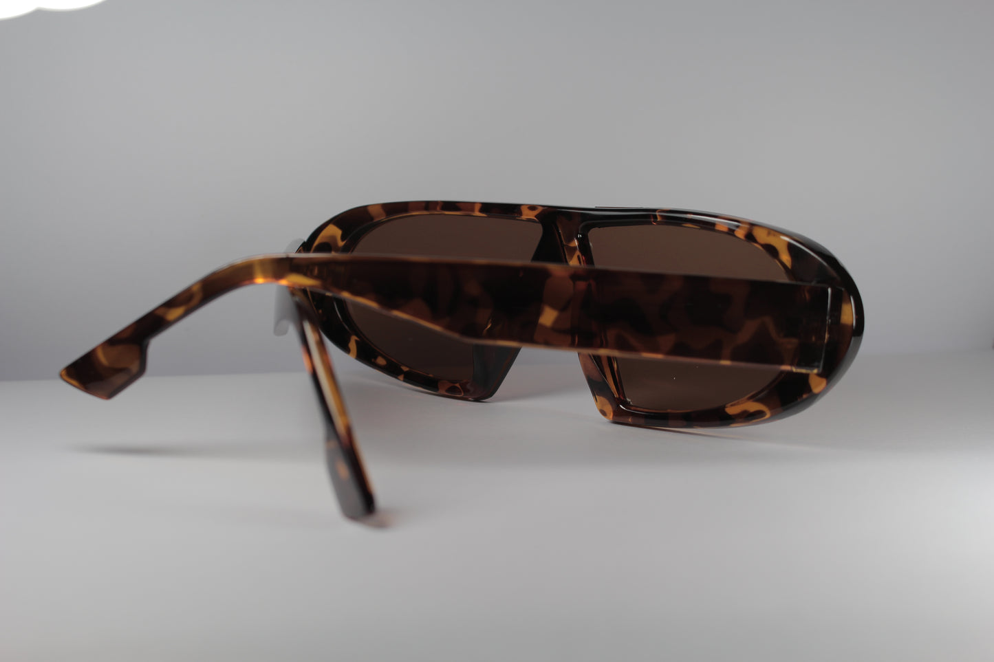 Brown Oval ZigZag